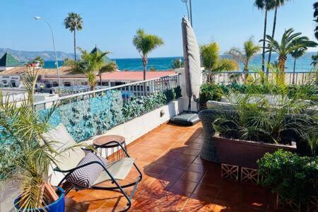 Apartamento En Primera Linea De Playa Нерха Екстер'єр фото